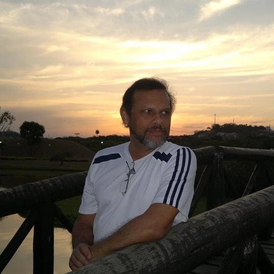 Historiador, ator , professor e diretor de Teatro