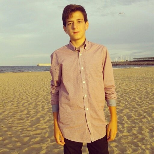 GRANADA. instagram: @jorgemrtz99  snapchat: jorgemaryo