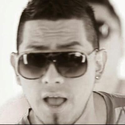 Cantante y autor Peruano