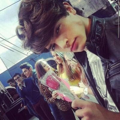Me gusta mucho CD9!!! 
Mi favorito es Freddy 3!