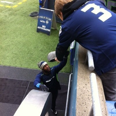 BergRyan14's profile picture. Fuckin send it 🏂