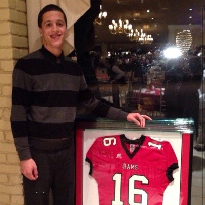 crazyhulk35's profile picture. Their is so much too see in life in so little time. So font waste your time on stupid things. Keep pushing and enjoy the world as much as you can.