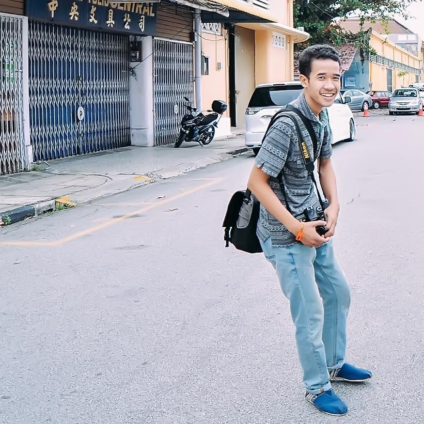 mereka ada apa yg saya tiada... tpi saya ada apa yg mereka ada.. bersyukur..hehe