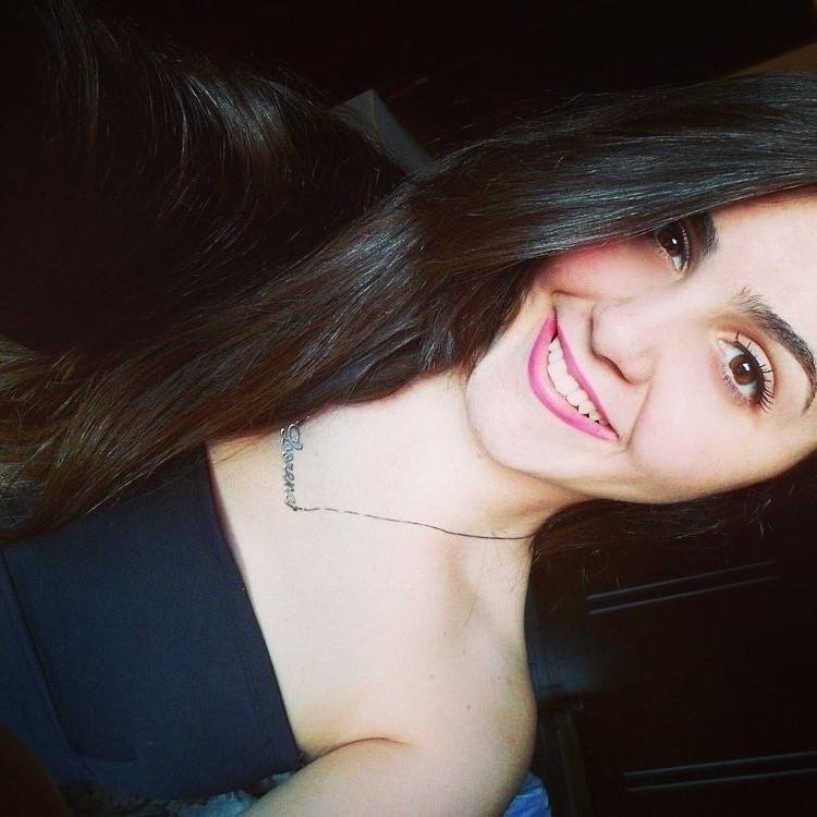 Linda, inteligente e rica.. Nao é o meu caso, mass eu sou gente boa. Corinthiana e Cruzeirense ♡ Minas Gerais https://t.co/MyEVtsEkDt