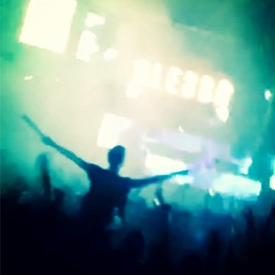 Tu Dios me reza a mi todas las noches                                                           ★★★★★★★