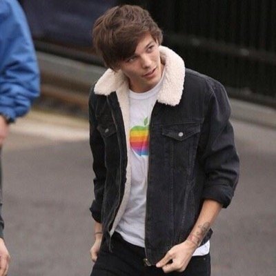 louis is INFACT straight!