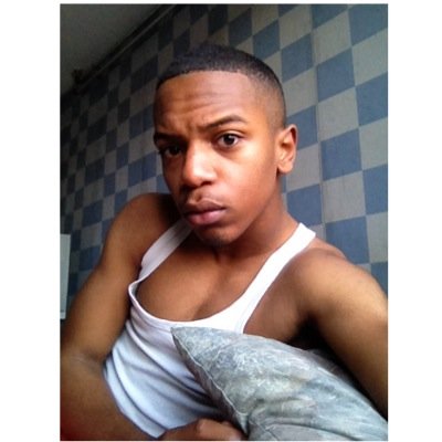 M.O.E that's how it be, I put this money shit before me.