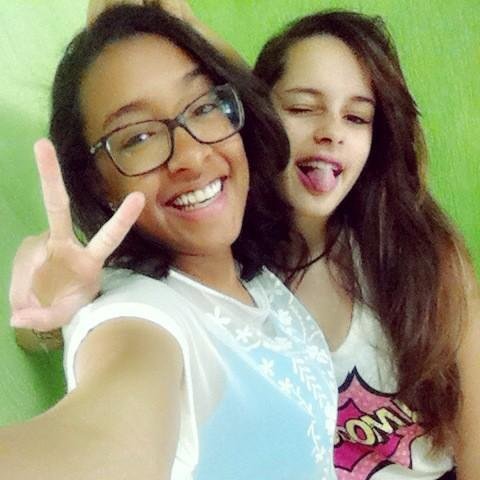 •Um pouco de Giovanna, mais um pouco de Larissa e o elemento X... E assim nasceu a Lavannna 3 • 1D, LM, 5SOS, McFLY, Jonas & ED •BEST FANS IN THE WORLD!