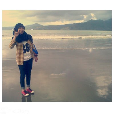 Facebook/Ybopa | pin: 265EB018