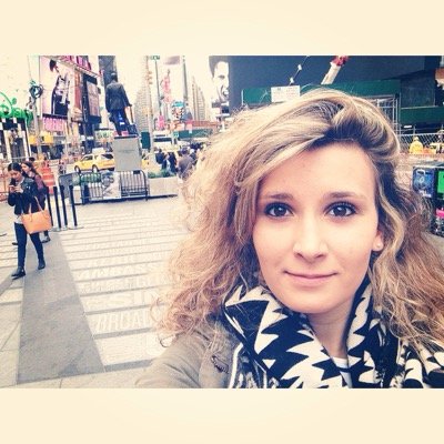CharleneBoudier's profile picture. Il y a des jours avec, et des jours sans.