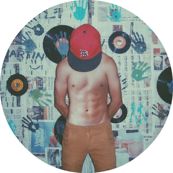 http://t.co/wkNmrUIEJ0        Si no le gustan mis tuits, a chingar su madre..