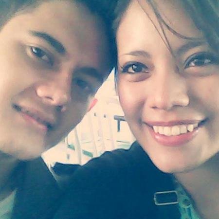 tonny896's profile picture. 