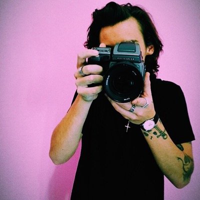 Harry_Styleszxx's profile picture. Raconteur.