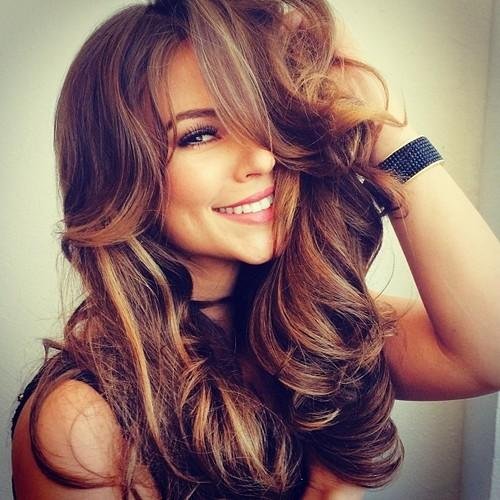 Siempre hay una sonrisa para cada lágrima, una solución para cada problema, y un abrazo para cada tristeza.