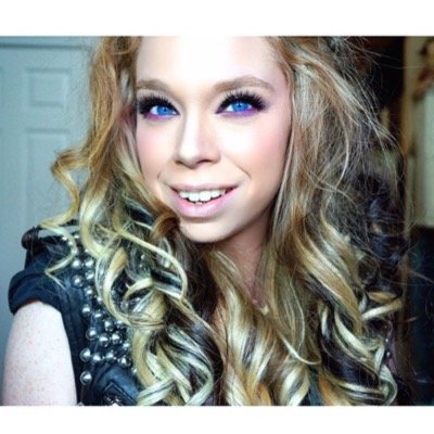 @grav3yardgirl is my life shes to sassy for you❤️❤️❤️✨