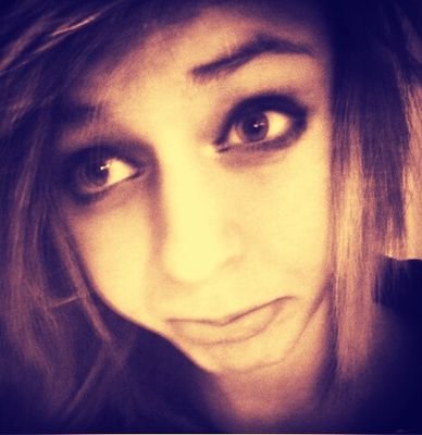 im a ninja who likes gummy bears ^-^