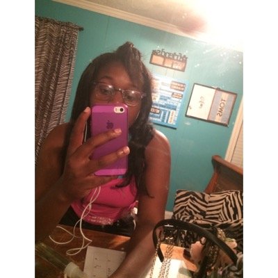 kik: itss_kaylee | IG: _coryona |               snapchat: coryonaa