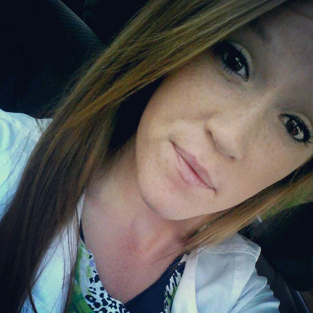 i live to love.