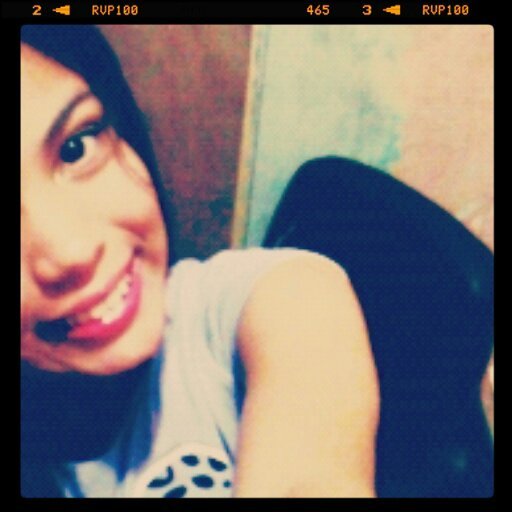 No vivas para complacer a la gente vive para complacerte a ti mismooo ;)  tengo un angel que me cuida desde el cielo CM 05/09/12 kiss  3
