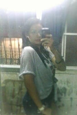 buena onda y sincera con los q se lo merecen, me resbala lo negativo q piensen y digan de miii. Si me. Sigues te sigo okiss ;)