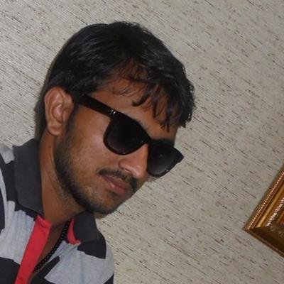 पत्थर समझते है मेरे चाहने वाले मुझे ,हम तो मोम है किसी ने छूकर नहीं देखा.