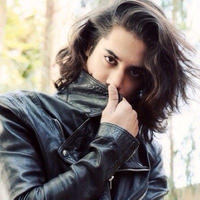 Avan Jogia fan, follow Avan himself, @AvanJogia!