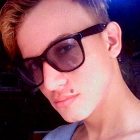 FerciJephte's profile picture. https://t.co/9q8kqfoish https://t.co/MMpiVWzpDX                              snapchat fercikardashian