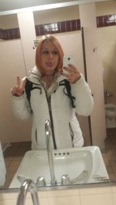 rawr_ducky's profile picture. 