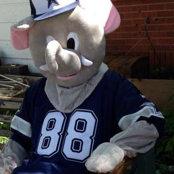 Took me 6 months to be partner of the year. Know Dave Thomas the founder of Wendy's #cowboysnation #YAHTZEE