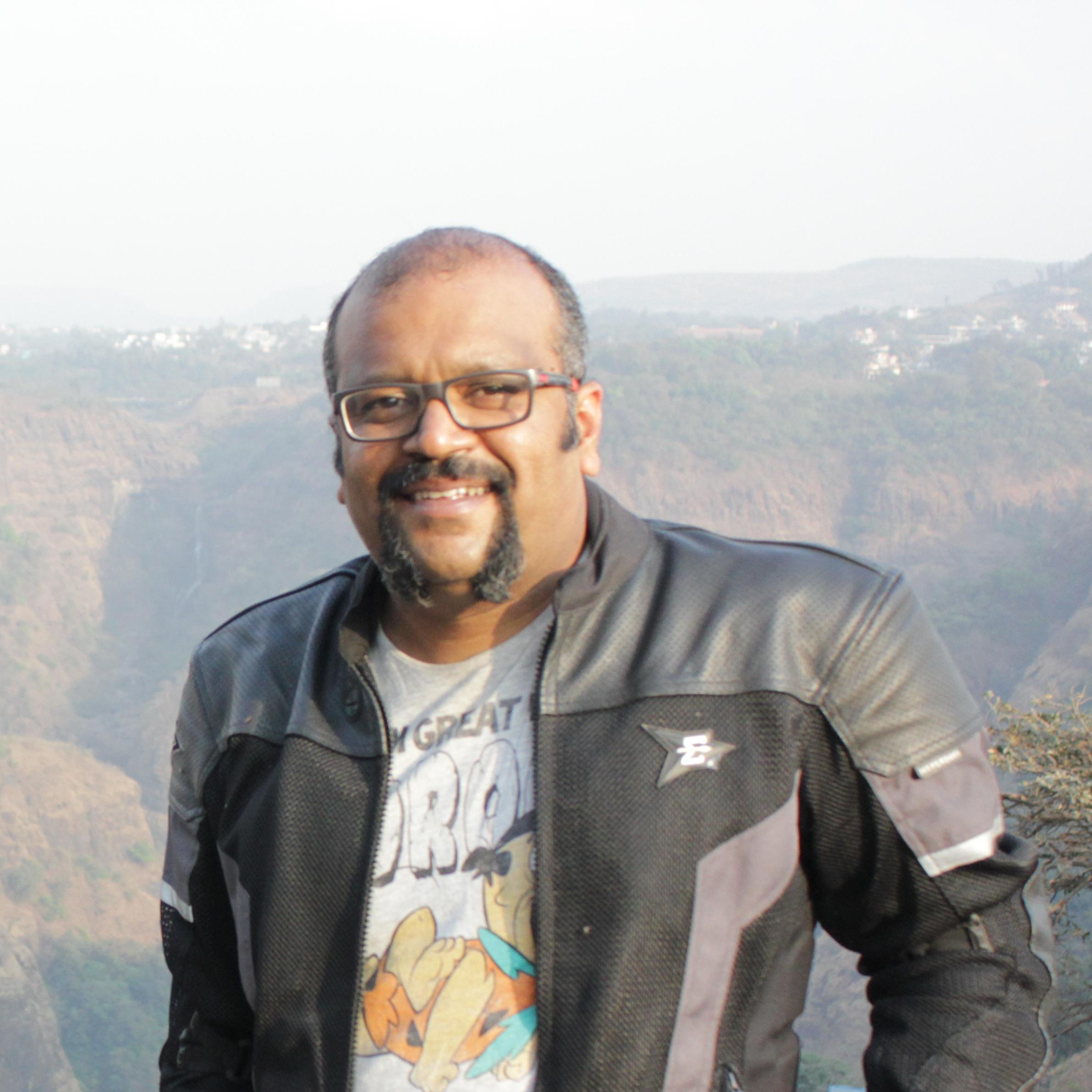 Sales Guy, Automobile lover, Foodie, traveller,