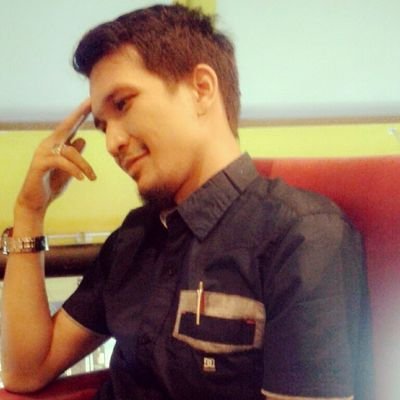 ChitroPutra's profile picture. Kenali musuh mu,kenalilah diri mu sendri,maka kau bisa berjuang dalam 100 pertempuran,tanpa resiko kalah.