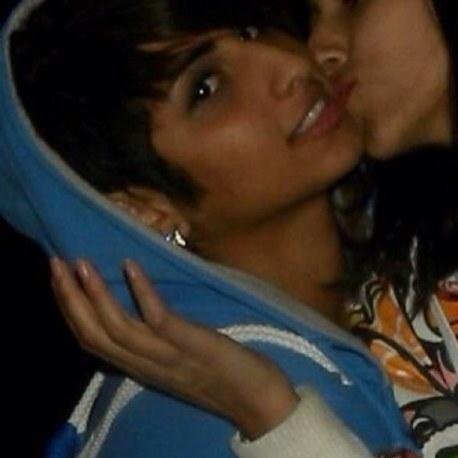 meyawoQ8's profile picture. طالبة في جامعة الكويت - كلية الحقوق ،، مستقبلي أكون محامية واختص في شأن قضايا المتهمين سياسياً.. ومتحررة ذهنيا وفكريا