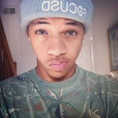 Thug_Attitud's profile picture. On est ensenmble mes sheguey @rayoulkalash toujours la poto
@James le frere on est ensemble