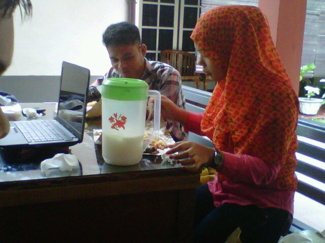 thio_alvarizy's profile picture. Phupud abwa