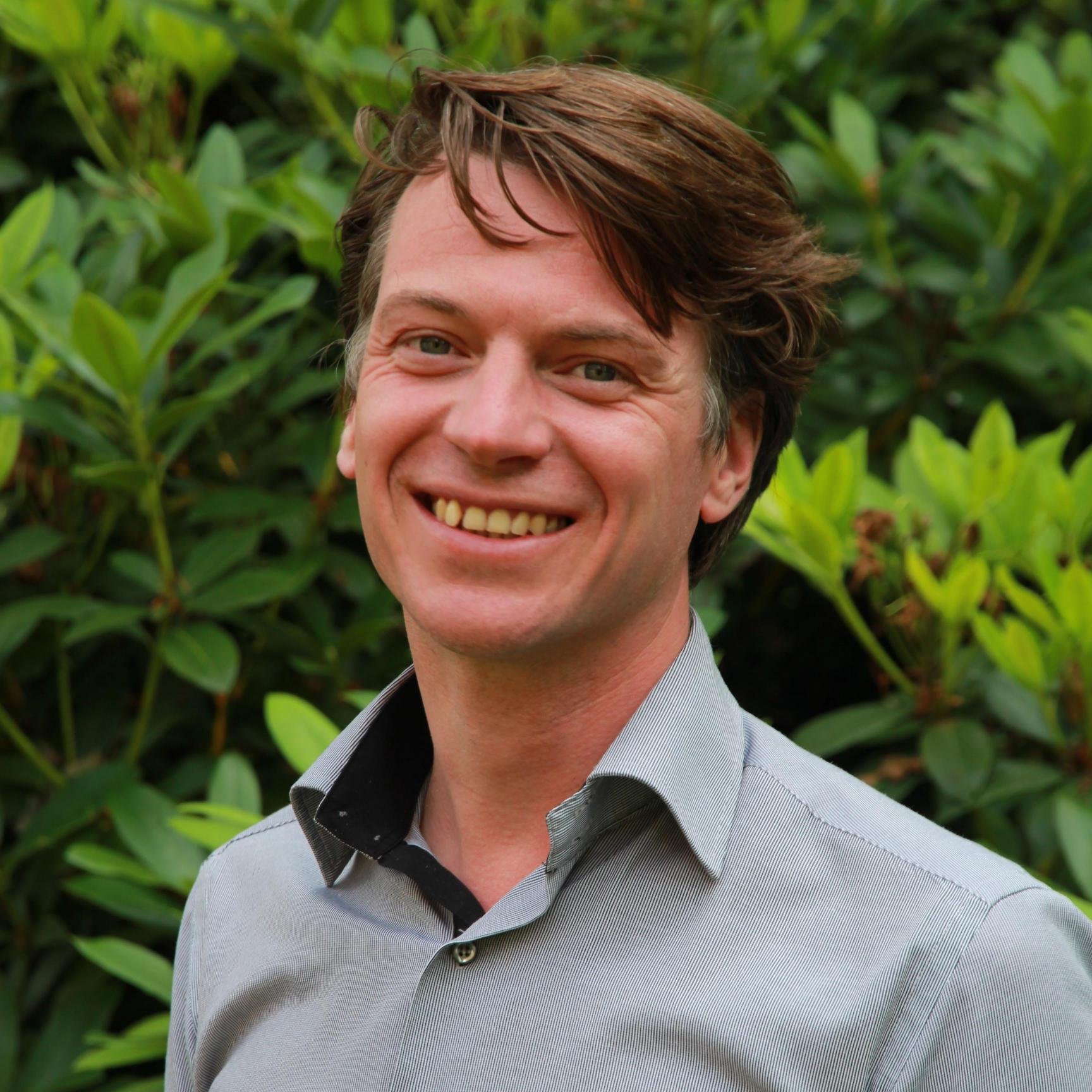 UX design expert, Scrum master, prototyping, Innovation, mobile development. Personal vision: 'Simplicity is advanced, complexity is primitive'
