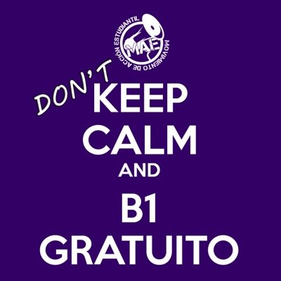 Movimiento de Acción Estudiantil (MAE) en el campus Ramón y Cajal de la US. Césped de derecho.