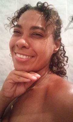Sou mais do que seus olhos podem ver e além do que as palavras possam definir.