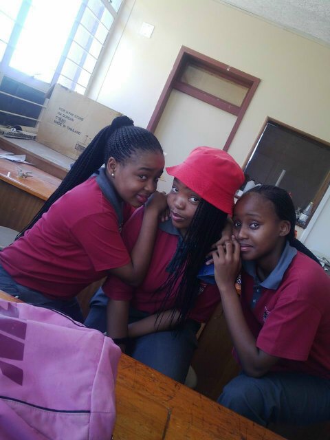Always stay true to urslf nva change for sum1! #TeamJesus!  ☺ so down to Earth! SanamaChilledGirl ♥★