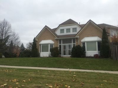 aef7b2cf5da4451's profile picture. 