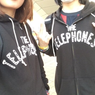 ゆずと telephonesと9mmは特別。 石毛輝と中村和彦は私のツートップ。 love is …BUMP/BAWDIES/バニラズ etc… 元ケーキを作る人。 継続はDISCOなり。 ONE PIECEが大好きでカードにも手を出し始めて、下手なりに楽しくやってます◎