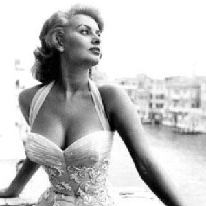 Labellafigurauk's profile picture. Bringing the style and class of Milan, New York and London to the streets of Devon and Cornwall, for all your styling and fashion needs.