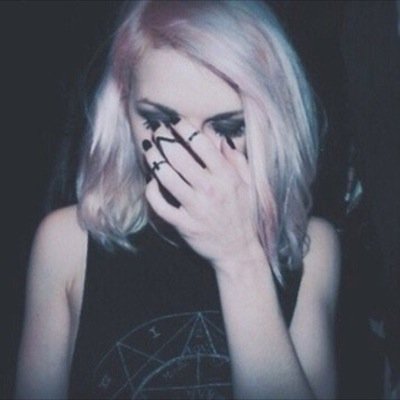 FOLLOW - @thxnv PLEASE SUNSHINE AND ASK FOR A FOLLOW xxx