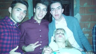 vive el dia a dia y no el mañana de aller waa: 674768516 ;)✌
