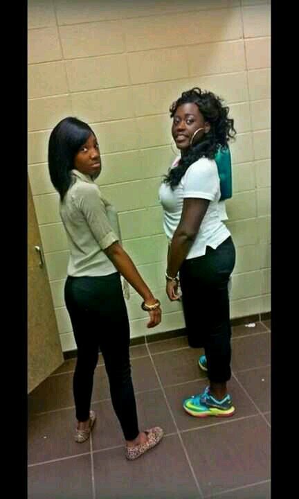 Kik : Ayoo.Jamese SnapChat:jameselashay Facebook : Jamese Leshea