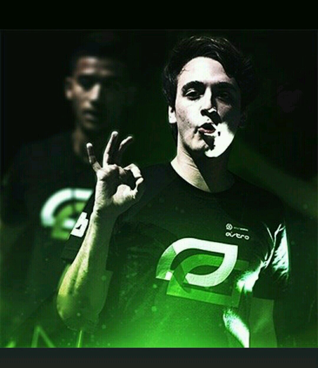 Jugador de competitivo en COD. También conocido como P4R4DOx. TOP CONO. @byMariiOP, @RubenRyuZTT, @K4OTiic y @LimonSMG en mi corazón.