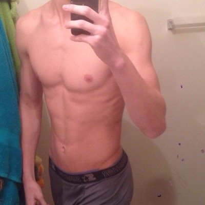 lilthicknic's profile picture. Not sure what goes here...