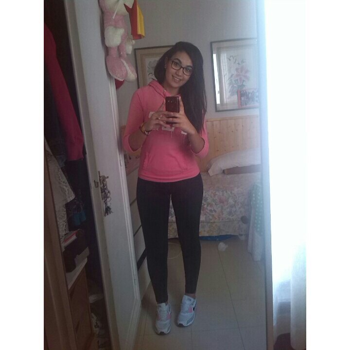 lovetusonrisaa's profile picture. nada es perfecto por eso el lápiz tiene borrador