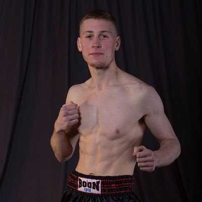 Pro Muay Thai Fighter hopefully will be world Champion one day