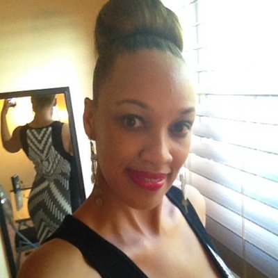 lisaq275's profile picture. 