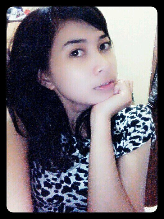 ordinary girl 
living in extraordinary world